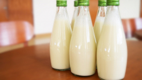 Кабмин опроверг сообщение о подорожании молока из-за экосбора 